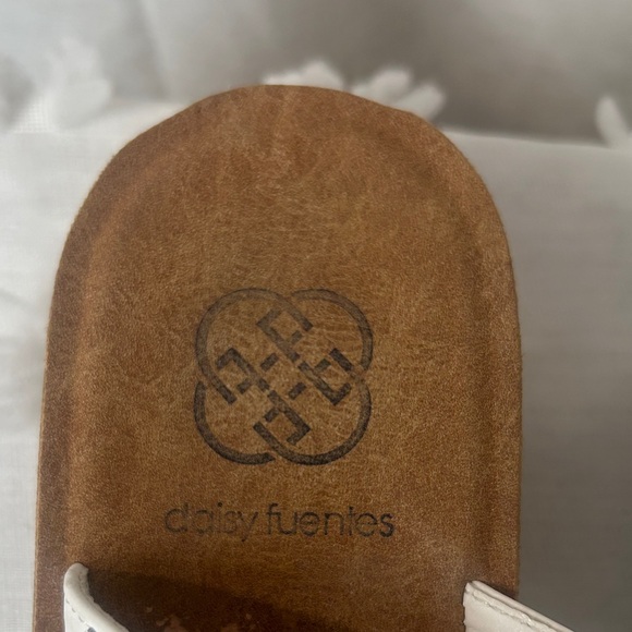 Daisy Fuentes White Rhinestone Strappy Sandals - Picture 2 of 4